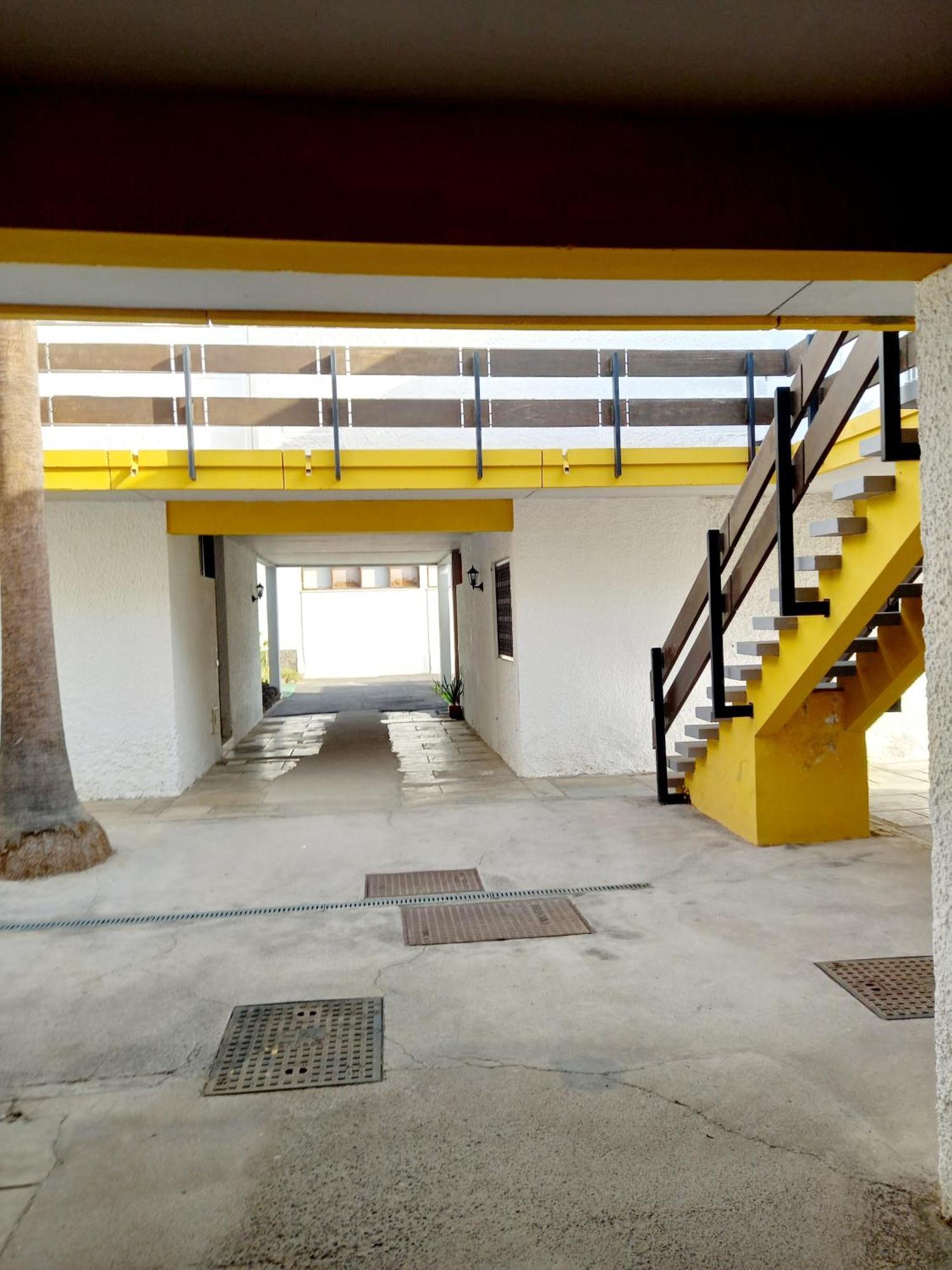Papagayo Beach Apartments Arona  Exterior foto