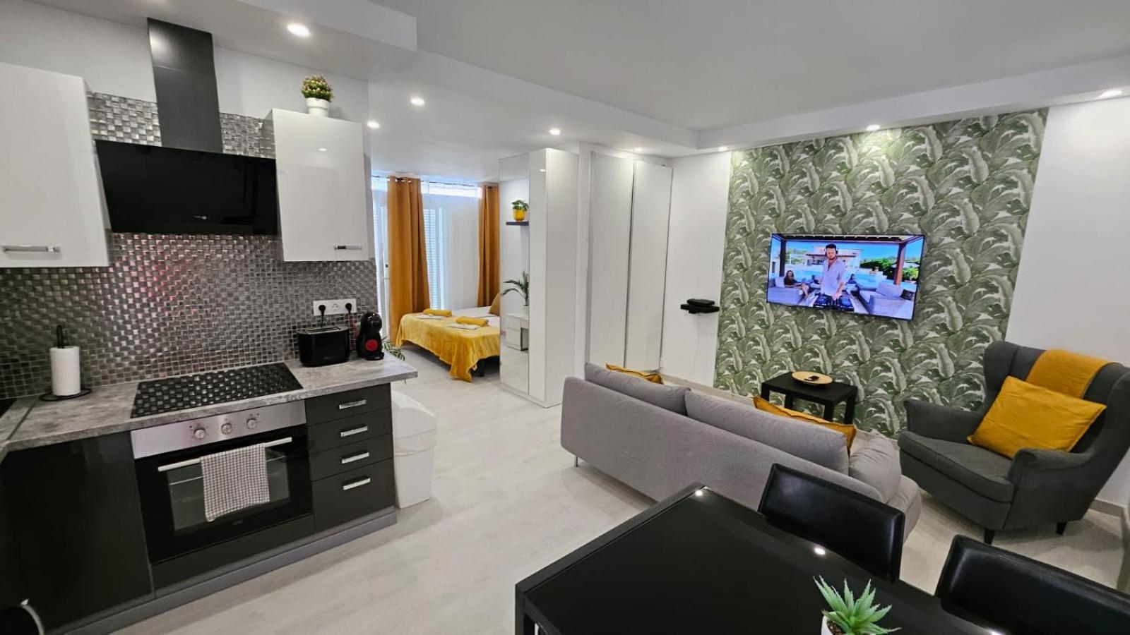 Papagayo Beach Apartments Arona  Exterior foto